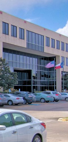 Space Park Office Building : 2200 Space Park Dr, Houston, TX 77058